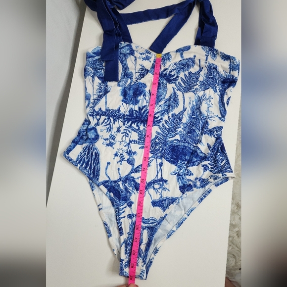 ‼️NEW‼️Blue and White Patterned Swimsuit Size M - Picture 8 of 8